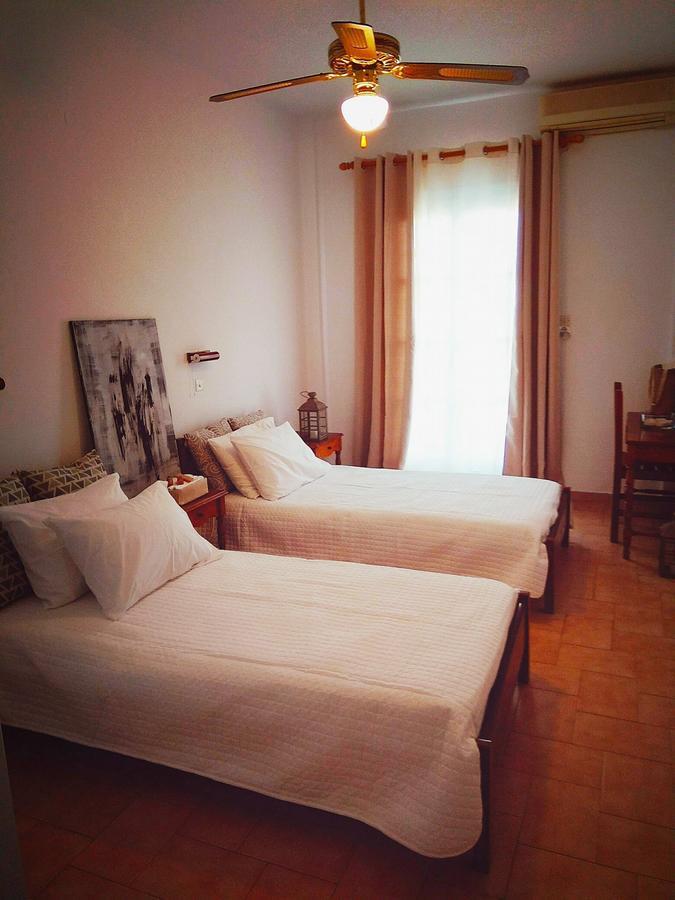 Villa Dioni Камари Экстерьер фото